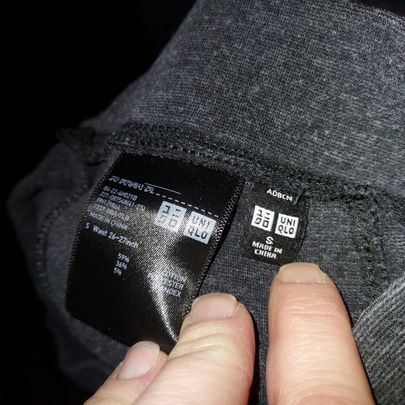 uniqlo S 26/27 Stretch Dress Pants Casual Gray Woman. Waist 27", rise 9.… - Picture 3 of 3